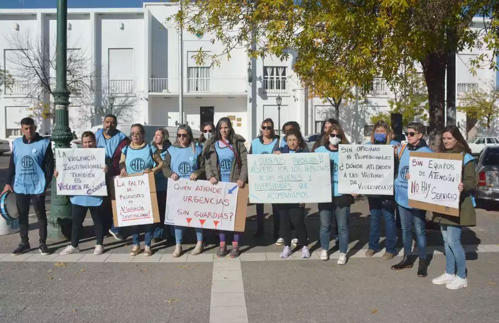Piden reunioacuten urgente del Consejo de Poliacuteticas de Geacutenero