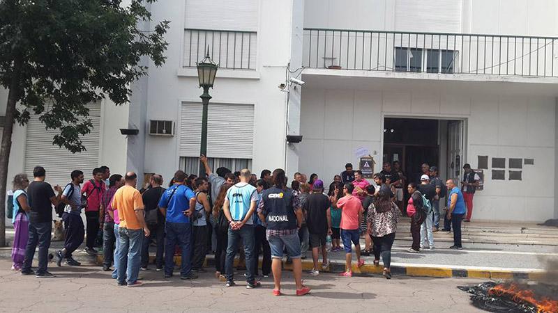 Concejales del Frepam quieren que el municipio tambieacuten reconozca los tiacutetulos terciarios