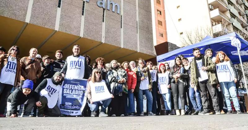 El reclamo docente en la UNLPam sigue vigente