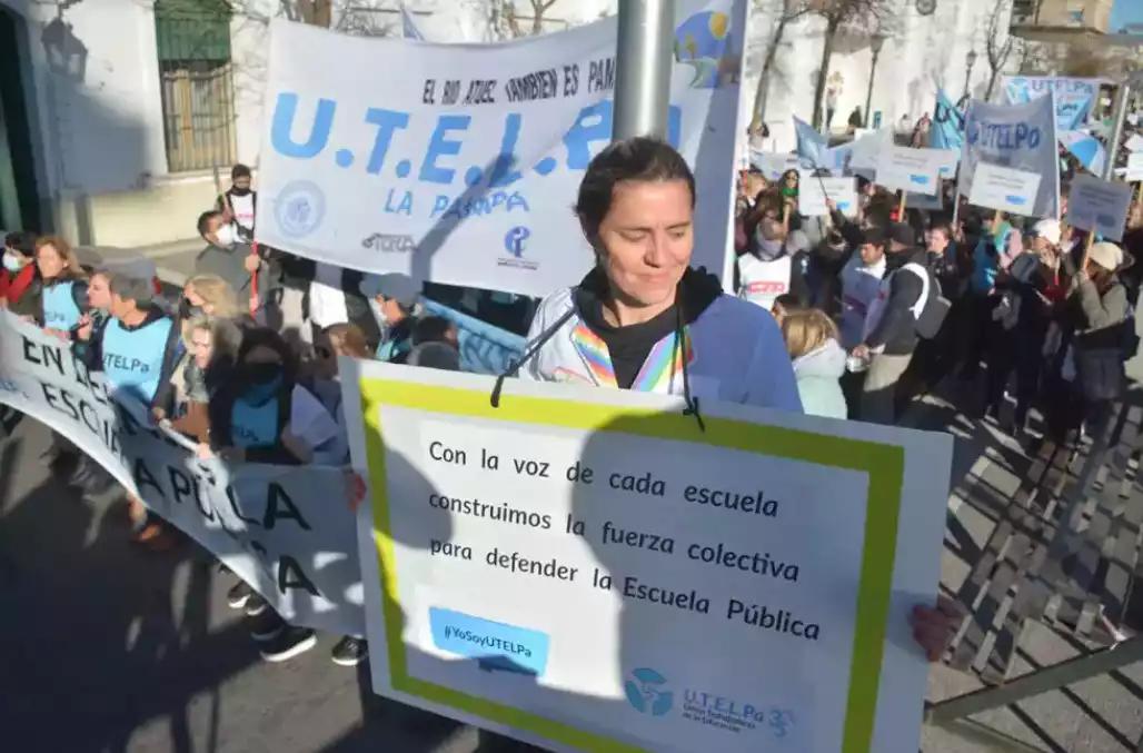 Violencia en las escuelas pero no solo en las escuelas