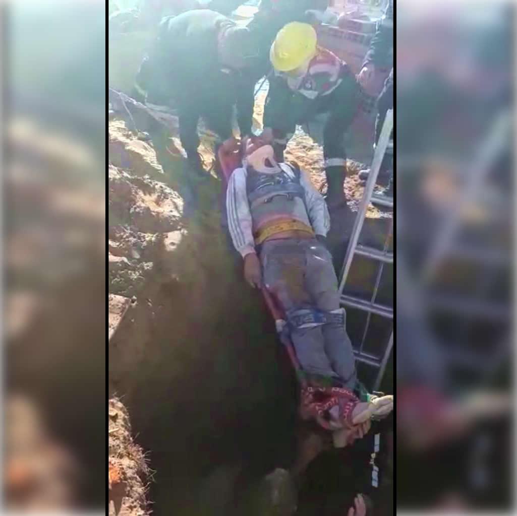 Video- cedioacute un andamio cayoacute adentro de un pozo ciego y se salvoacute de milagro