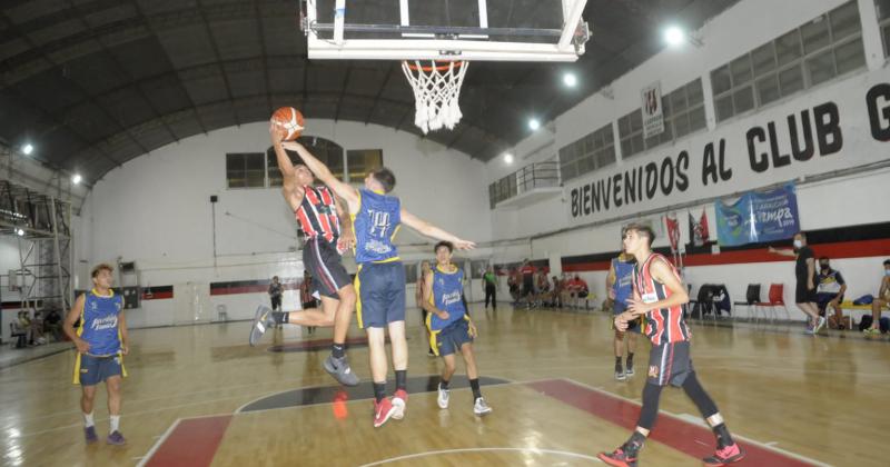 El Tricolor tambieacuten tiene un gran desafiacuteo