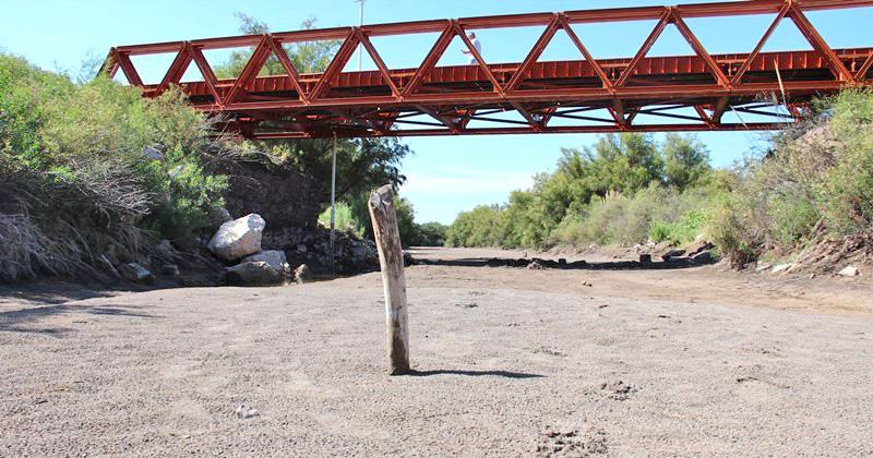 A dos antildeos del fallo de la CSJ La Pampa reclama por el cauce del Atuel