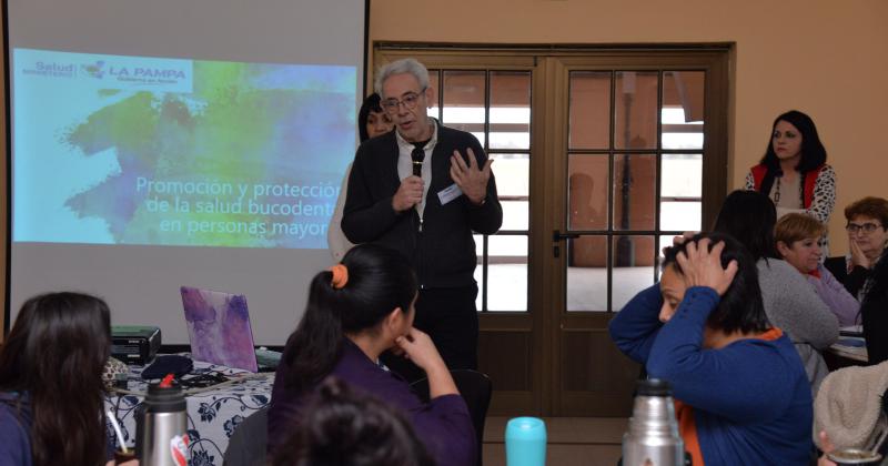 Jornada de Formacioacuten de Teacutecnicas Gerontoloacutegicas en Castelvecchio