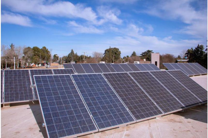 Pampetrol licita un Parque de Energiacutea Solar en Victorica