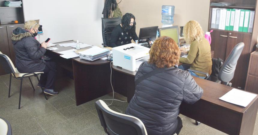 Muchas consultas en sedes barriales por la segmentacioacuten de subsidios