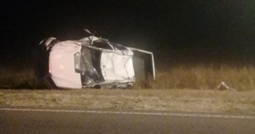 Dos muertos por un vuelco en la Ruta 1