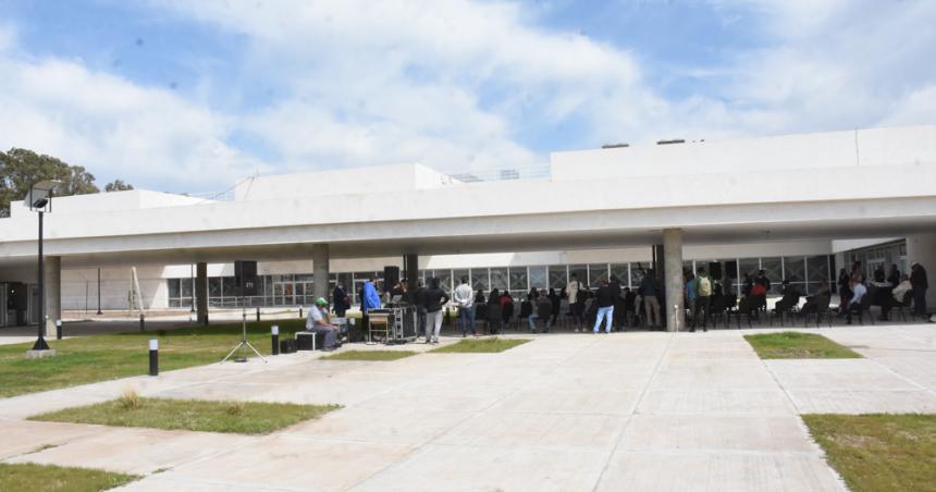 El nuevo hospital estaraacute listo para fin de antildeo y se llamaraacute Dr Reneacute Favaloro