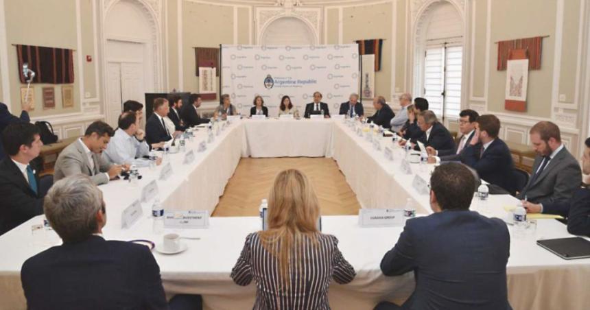 Batakis ratificoacute el ajuste y dijo tener apoyo de Alberto Cristina y Massa