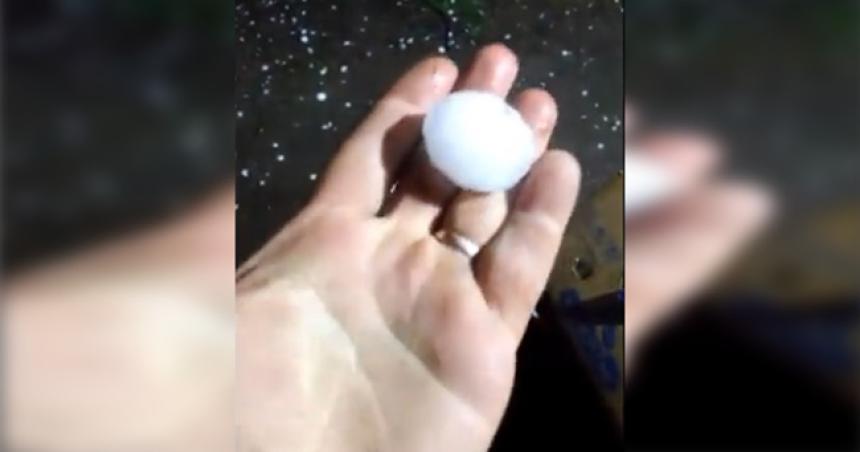 Fuerte pedrada en la zona de Trebolares 150 Miraacute el video
