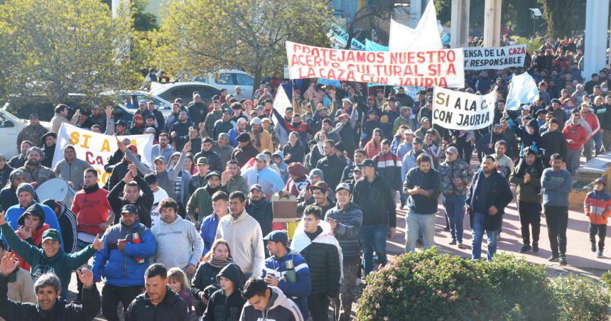 Se movilizaron cazadores a Casa de Gobierno