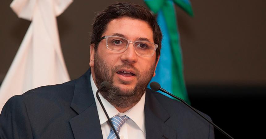 Olmos seraacute vicejefe de Gabinete y se fue el secretario de Comercio Interior