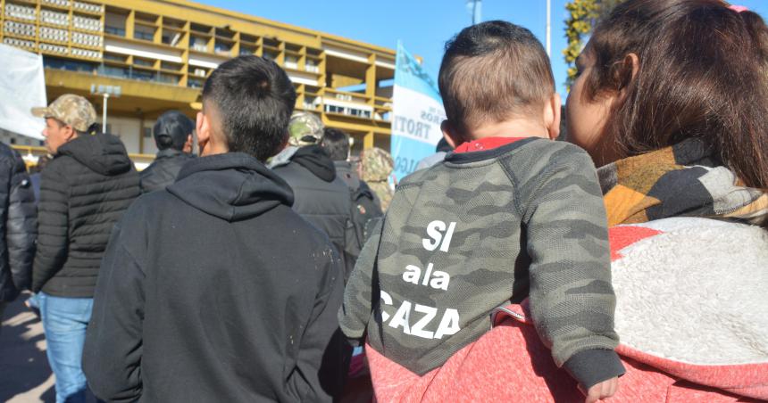 Se movilizaron cazadores a Casa de Gobierno