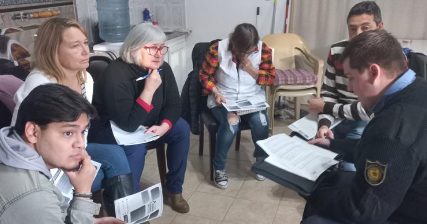Reunioacuten en La Adela para avanzar en el programa de Seguridad Ciudadana