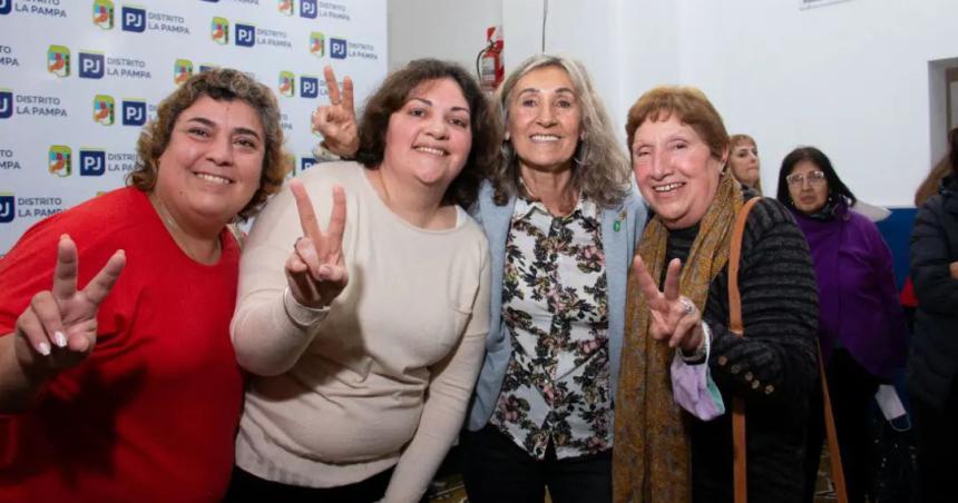 Las mujeres del PJ saltaron a la cancha