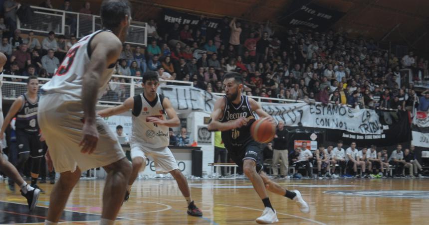 Pico Football no se queda quieto