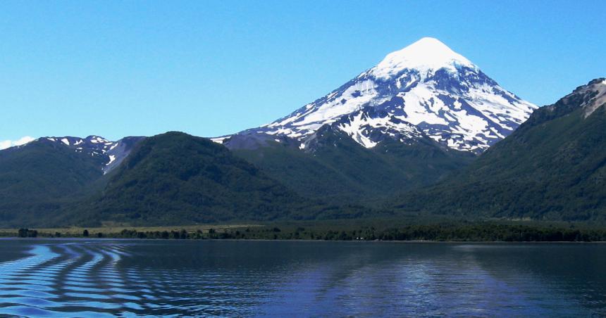 El Gobierno da marcha atraacutes con la decisioacuten de declarar al volcaacuten Laniacuten como sitio sagrado mapuche