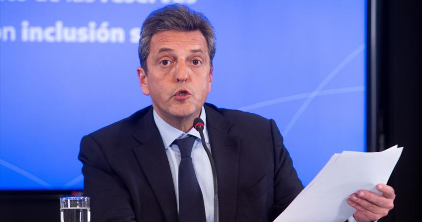 Massa ratificoacute el ajuste e informaraacute techos de gastos a los ministerios