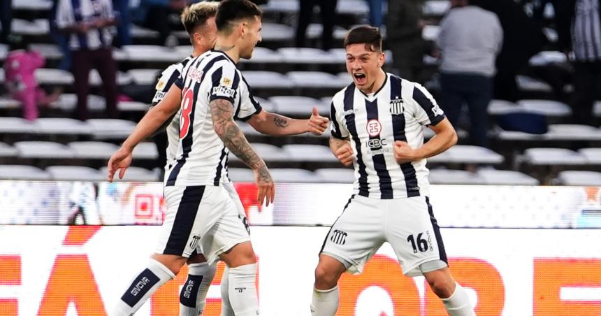 Otro gol de Garro para la victoria de Talleres ante Argentinos