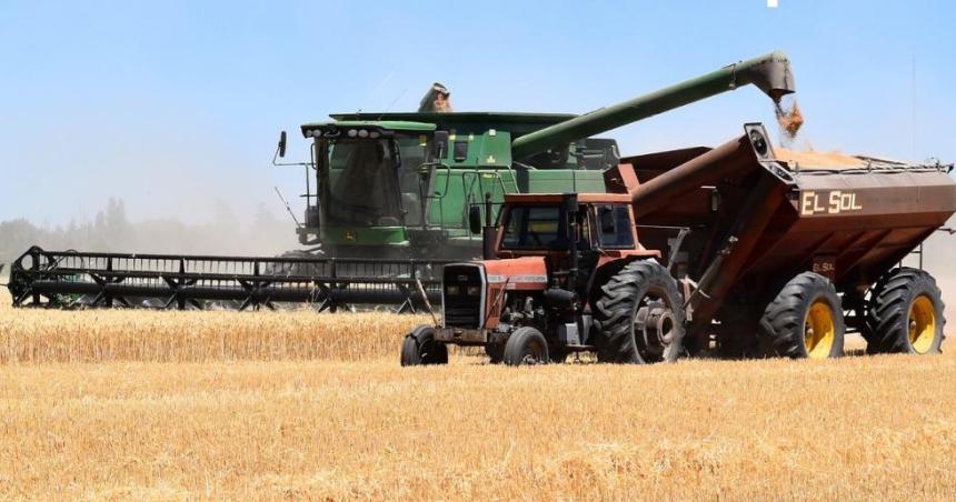 Lanzan creacuteditos para un sector clave del campo- los contratistas