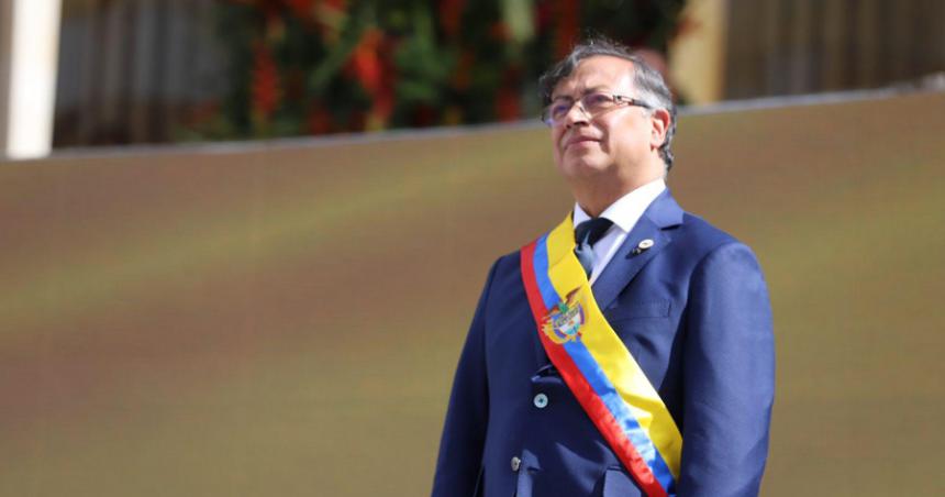 Asumioacute Petro el primer presidente de izquierda de la historia de Colombia