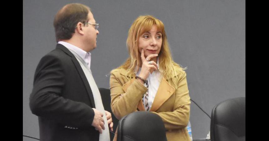 Sandra Fonseca salioacute a bancar a Viviana Canosa
