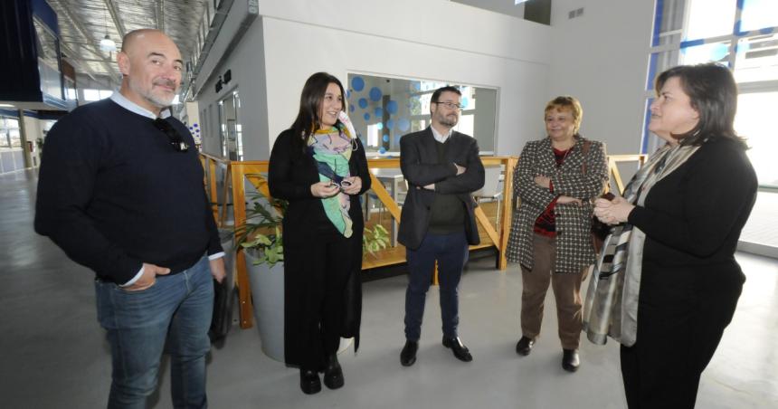 Coordinan Educacioacuten y Produccioacuten para activar el Polo Tecnoloacutegico