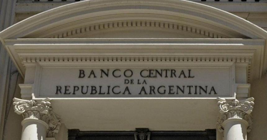 El Banco Central elevoacute la tasa de intereacutes de los plazos fijos al 695-en-porciento- anual