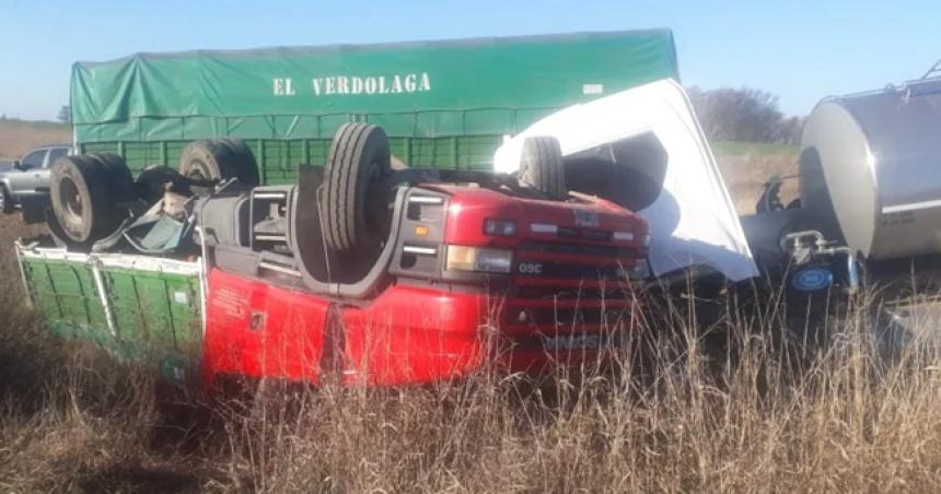 Choque frontal entre camiones en la ruta provincial 1 