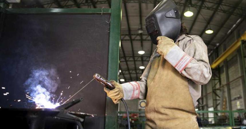 La industria alcanzoacute en junio el mejor nivel en 5 antildeos