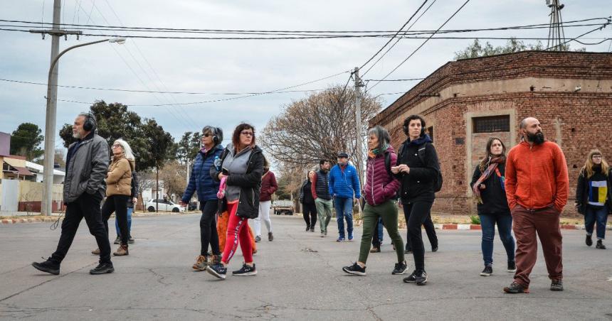 Una invitacioacuten a darse una vuelta histoacuterica y teatral por Toay