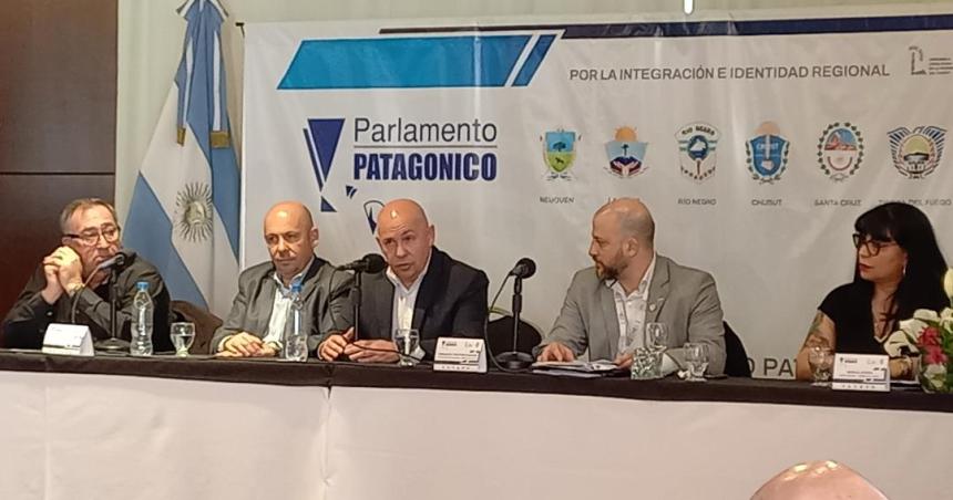 Exigen que se constituya la asamblea de Gobernaciones de la regioacuten