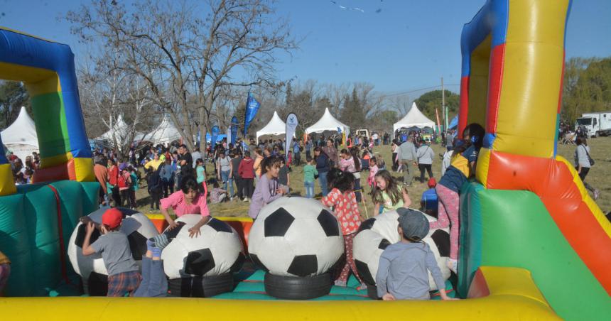 Festejaron los 50 antildeos de la TV puacuteblica pampeana