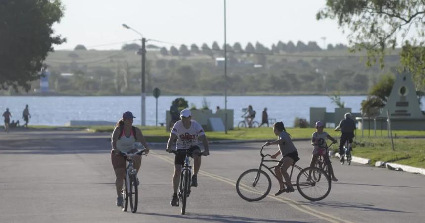 Una semana con maacuteximas que escalaraacuten a 23 grados