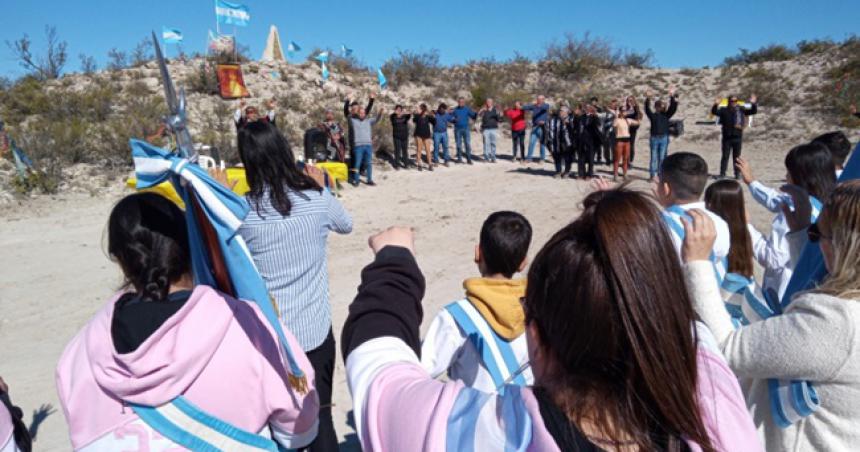 Recordaron los 140 antildeos del Combate de Cochicoacute