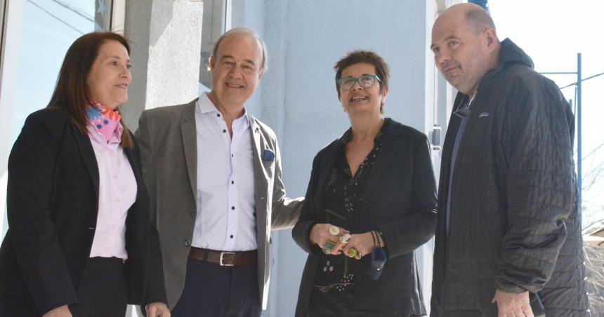 Despueacutes de 10 antildeos inauguroacute Cinema Paradiso el suentildeo de una familia