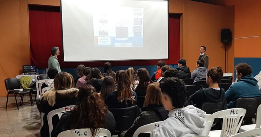 Educacioacuten  Justicia- alumnos de dos escuelas organizan un simulacro de juicio en Pico