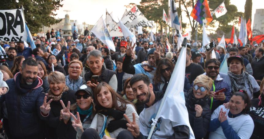 No vienen solo por Cristina vienen por la democracia