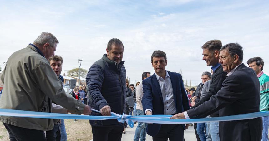 Inauguraron el natatorio climatizado de General Campos