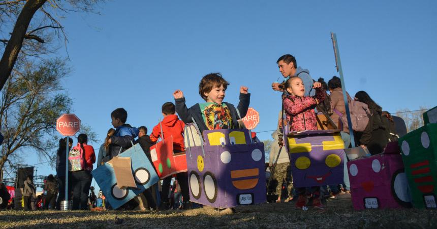 Festival de las Infancias con una multitud en la Laguna