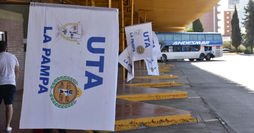 La UTA exige que el acuerdo salarial del AMBA tambieacuten se cumpla en el interior