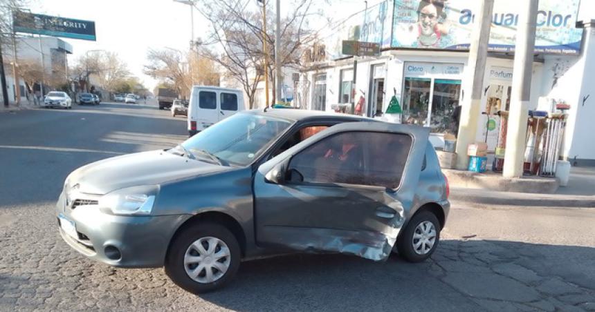 Una mujer herida por un choque