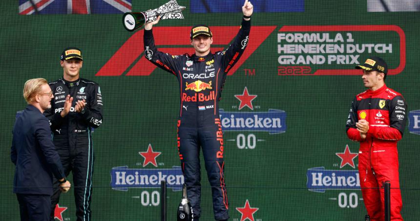 Verstappen ganoacute en su tierra