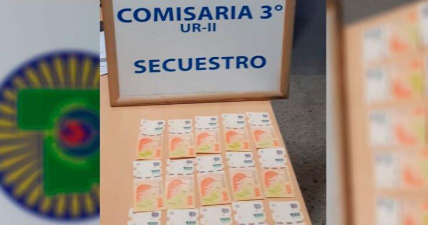 Encontroacute una tarjeta en un cajero y sustrajo dinero