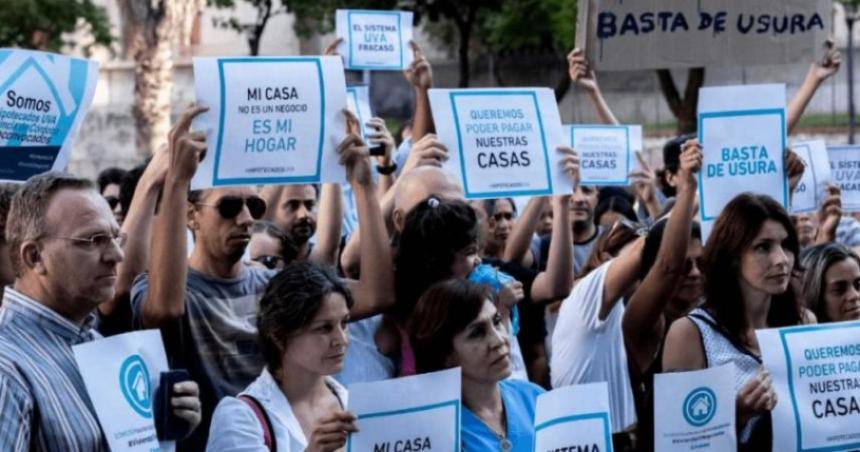 Hipotecarios UVA desmintieron a Manzur