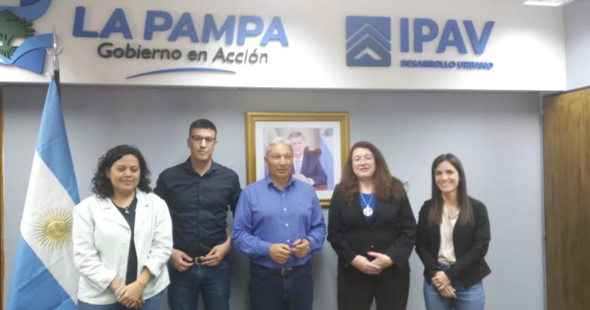 El IPAV  firmoacute un convenio con el Colegio de Escribanos