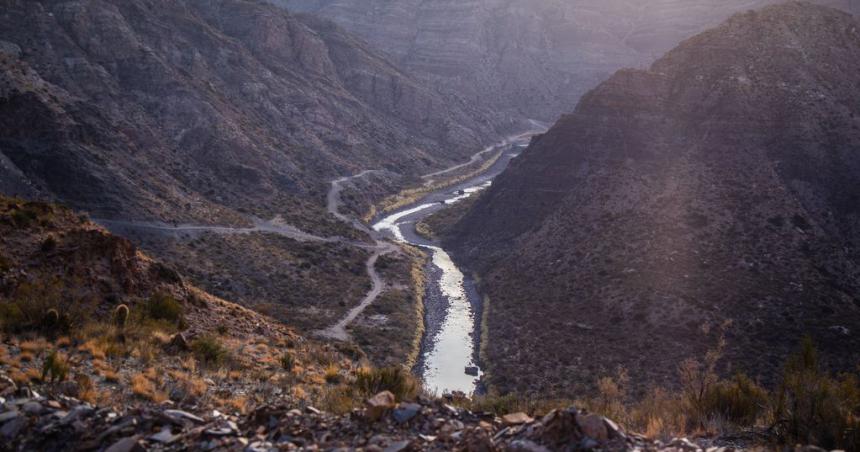 Mendoza estima que El Baqueano daraacute a los regantes 15-en-porciento- maacutes de agua
