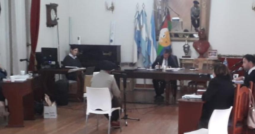 Comenzoacute el juicio por apremios y lesiones contra cuatro policiacuteas de Teleacuten