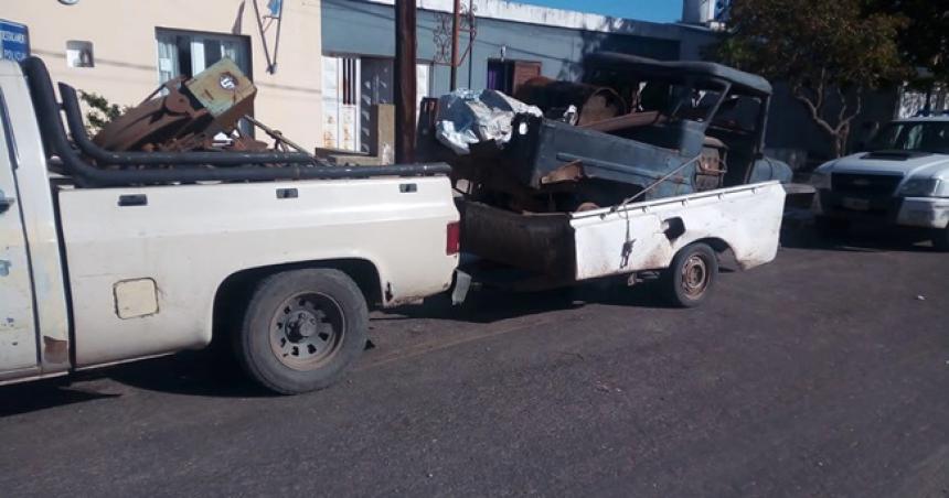 Dos detenidos por robo en un campo de Veacutertiz