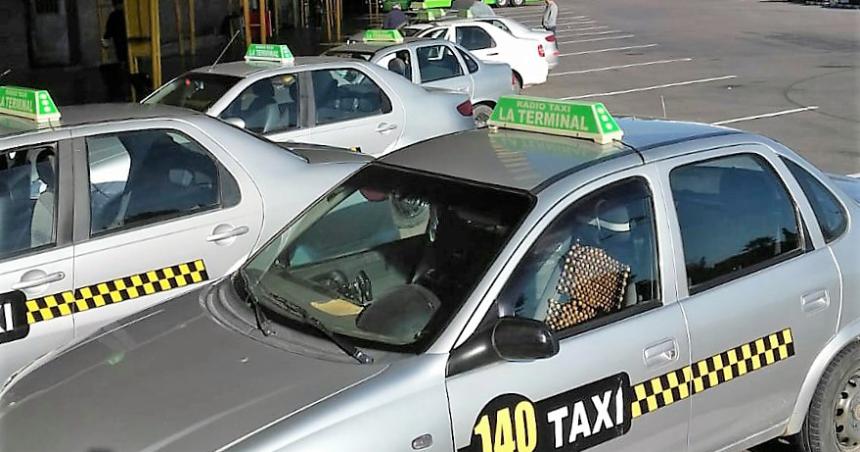 Llaman a inscripcioacuten para 12 nuevas licencias de taxis
